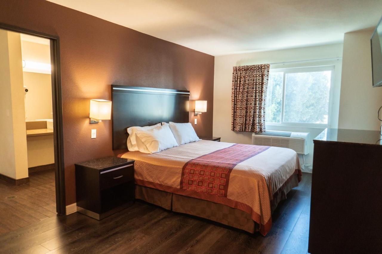 Maywood Inn Ngoại thất bức ảnh